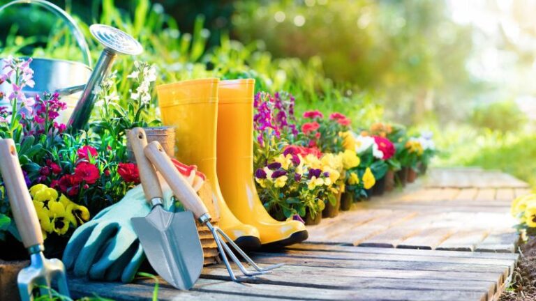 Organic Gardening Hacks To Make Your Life Easier